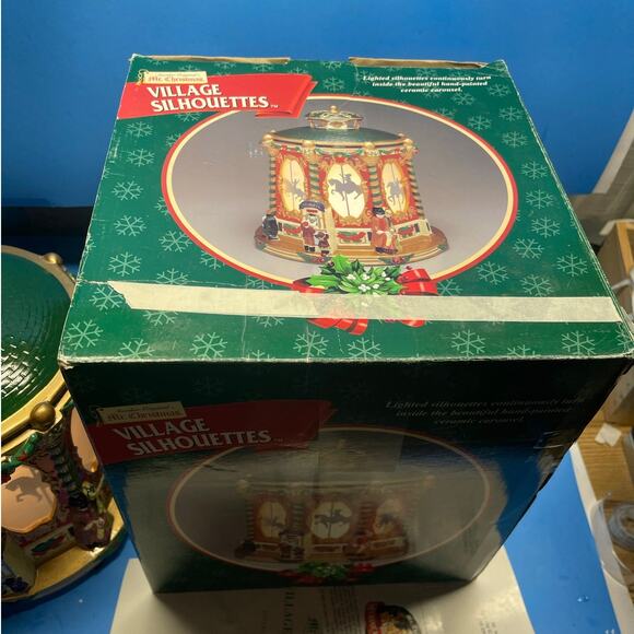 Vintage MR. CHRISTMAS Village Silhouettes Ballroom 1998 w original box. Works - Picture 7 of 10